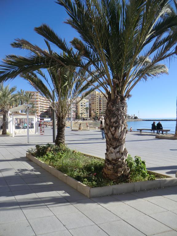 Casas Holiday - Playa Del Cura 2 Торевьиа Номер фото