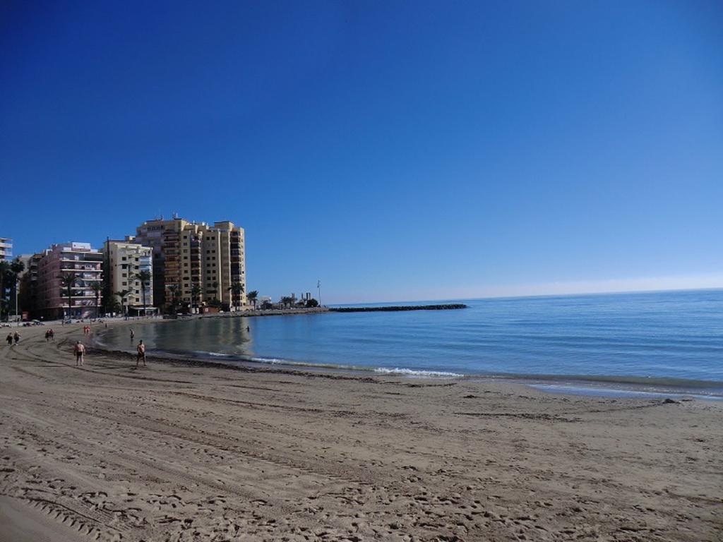 Casas Holiday - Playa Del Cura 2 Торевьиа Номер фото